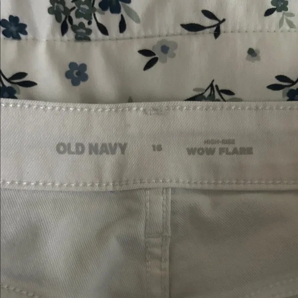 White Flares - Picture 2 of 4